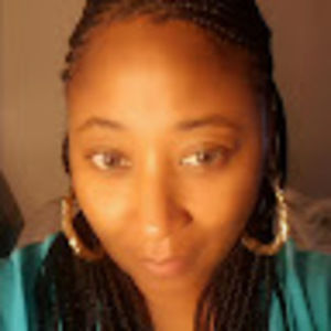 Meet your Posher, Yhia